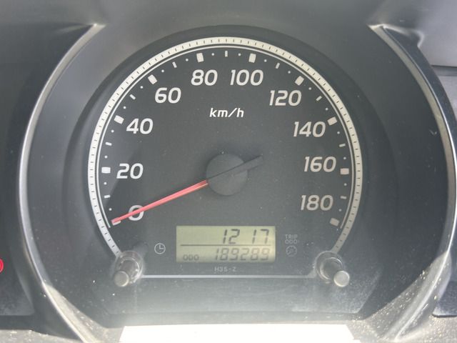 TOYOTA HIACE VAN 2WD 2005 Image 31