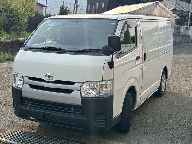 TOYOTA HIACE VAN 2WD 2015 Image 31