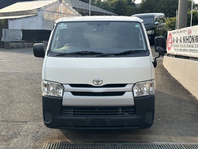 TOYOTA HIACE VAN 2WD 2015 Image 31