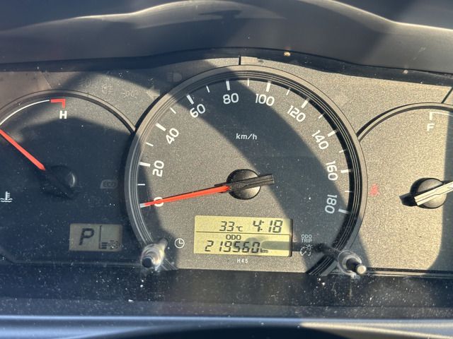 TOYOTA HIACE VAN 2WD 2015 Image 31