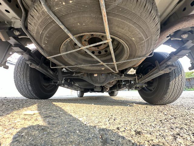 TOYOTA HIACE VAN 2WD 2015 Image 31