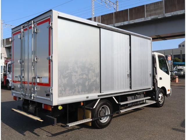 HINO DUTRO 2015 Image 31