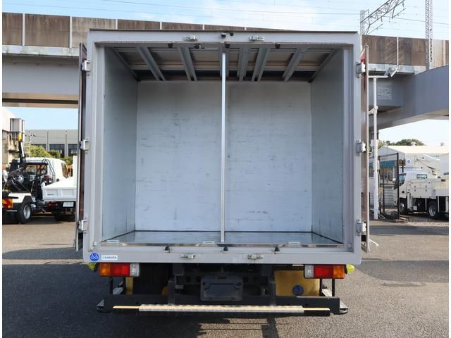 HINO DUTRO 2015 Image 31