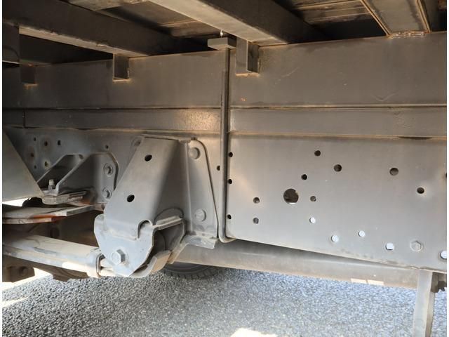 HINO DUTRO 2015 Image 31