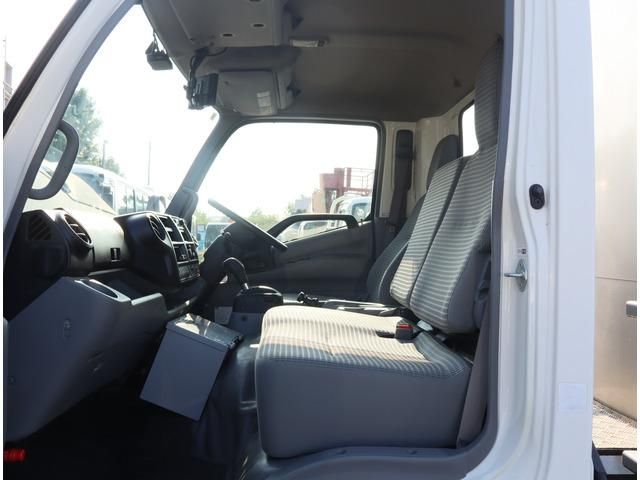 HINO DUTRO 2015 Image 31