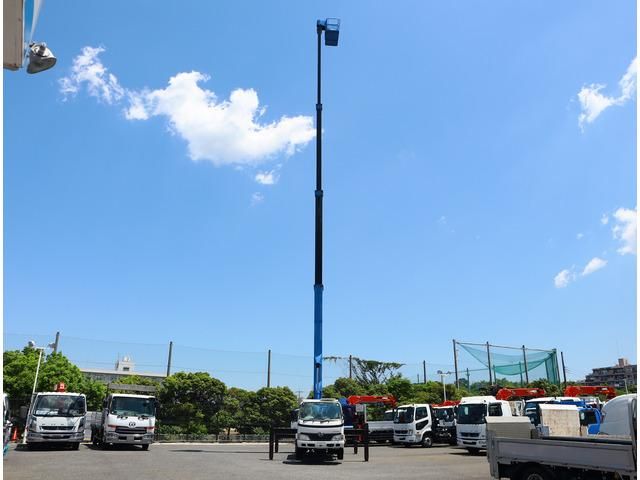 HINO DUTRO 2011 Image 31