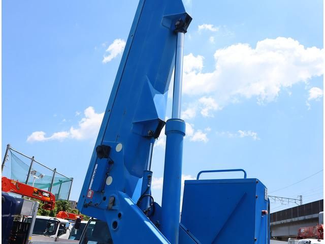 HINO DUTRO 2011 Image 31