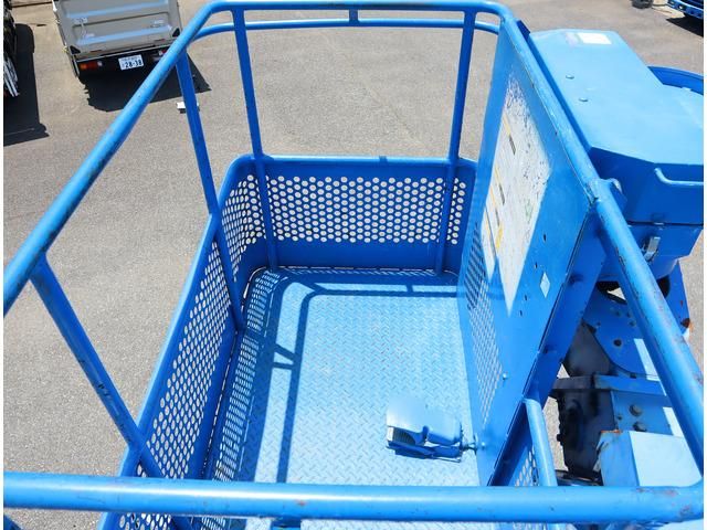 HINO DUTRO 2011 Image 31