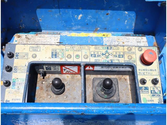 HINO DUTRO 2011 Image 31