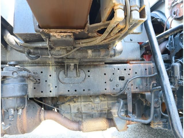 HINO DUTRO 2011 Image 31