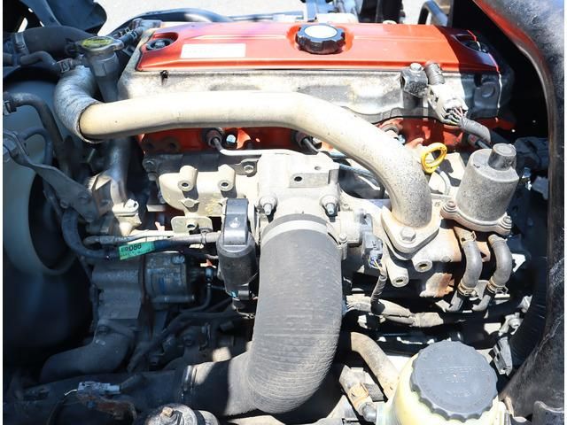 HINO DUTRO 2011 Image 31