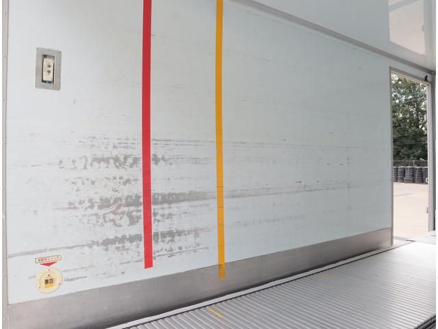 ISUZU ELF 2017 Image 31