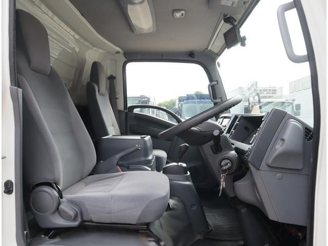 ISUZU ELF 2017 Image 31