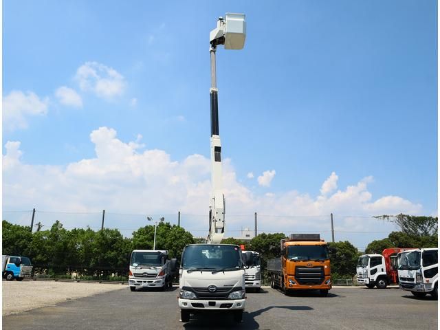 HINO DUTRO 2017 Image 31