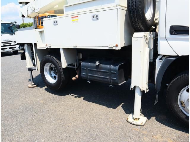 HINO DUTRO 2017 Image 31