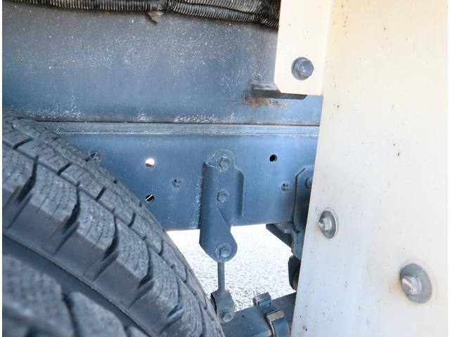 HINO DUTRO 2017 Image 31