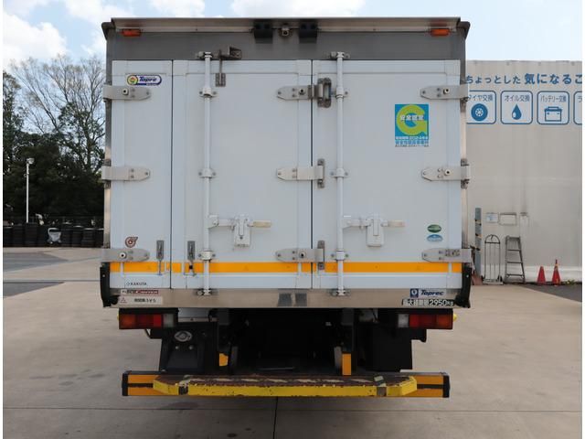 MITSUBISHI CANTER 2017 Image 31