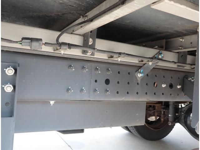 MITSUBISHI CANTER 2017 Image 31