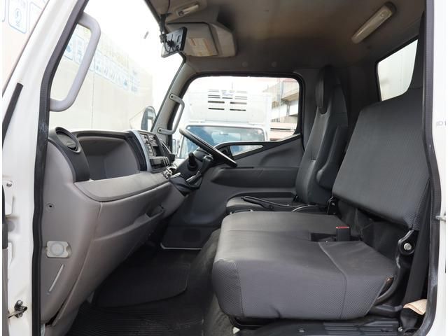 MITSUBISHI CANTER 2017 Image 31