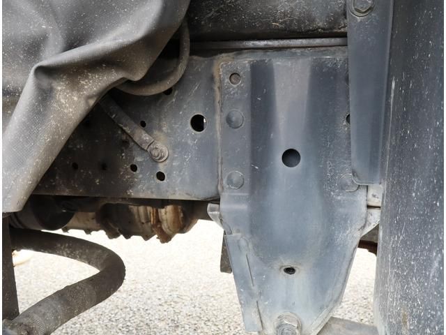 ISUZU ELF 2016 Image 31