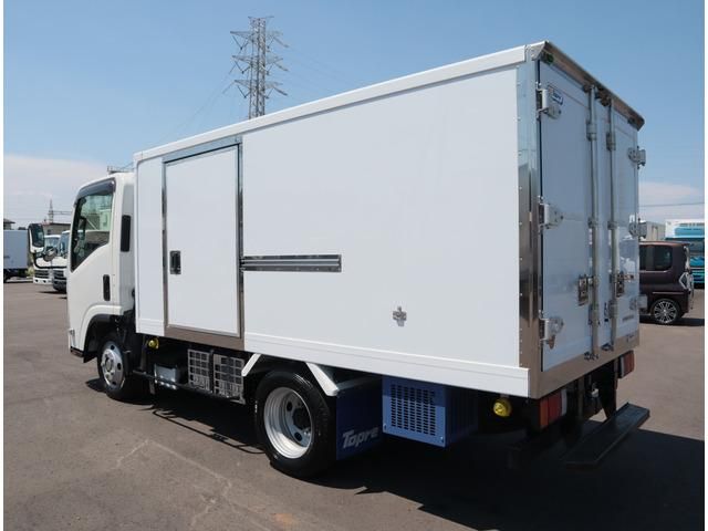 ISUZU ELF 2024 Image 31