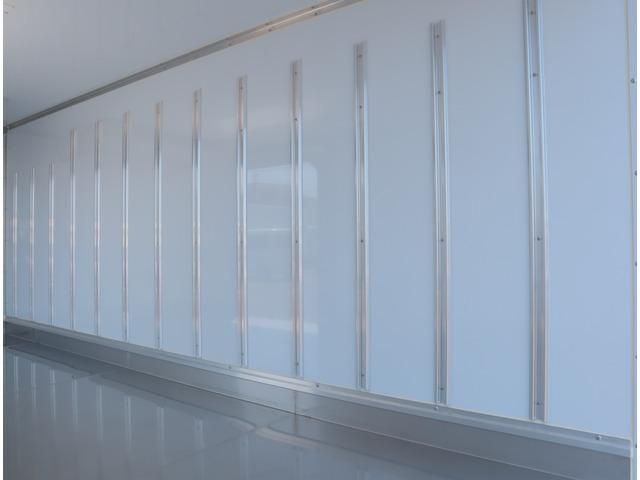 ISUZU ELF 2024 Image 31