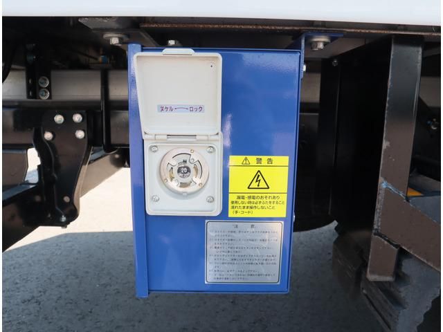 ISUZU ELF 2024 Image 31