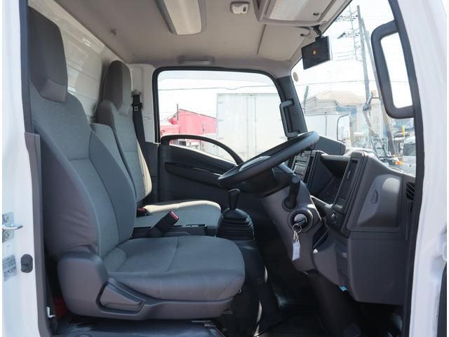 ISUZU ELF 2024 Image 31