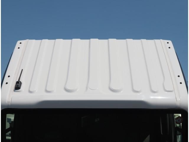 ISUZU ELF 2024 Image 31