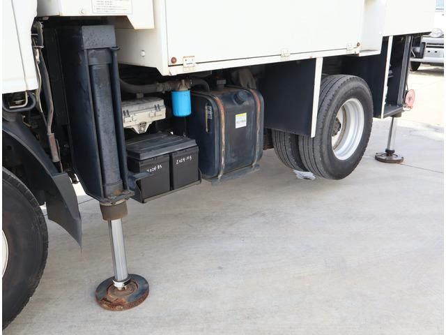 ISUZU ELF 2013 Image 31