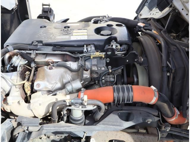 ISUZU ELF 2013 Image 31