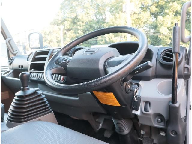 HINO DUTRO 2020 Image 31