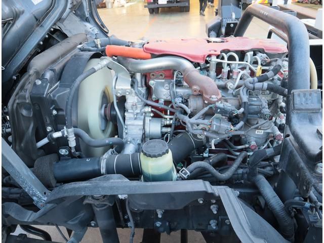 HINO DUTRO 2020 Image 31