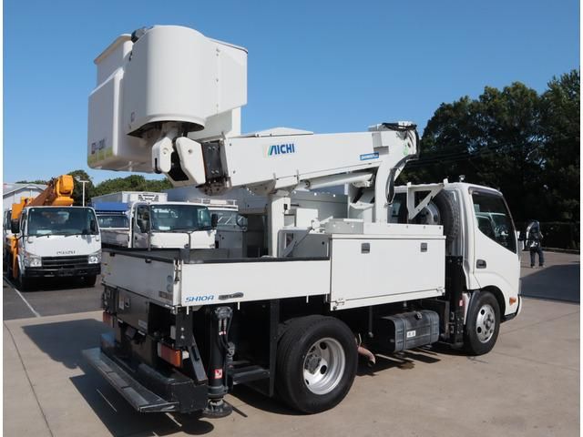 HINO DUTRO 2017 Image 31