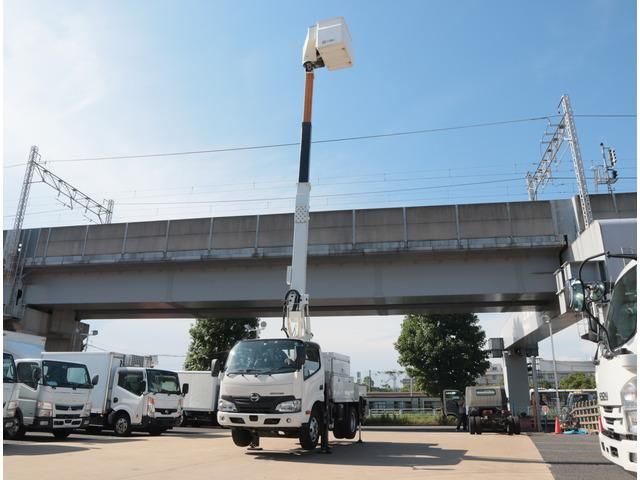 HINO DUTRO 2017 Image 31