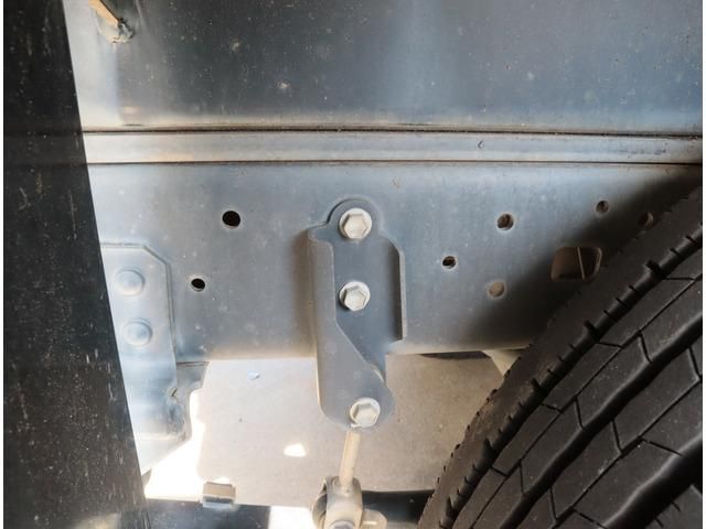 HINO DUTRO 2017 Image 31