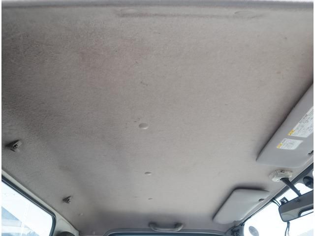 HINO DUTRO 2017 Image 31