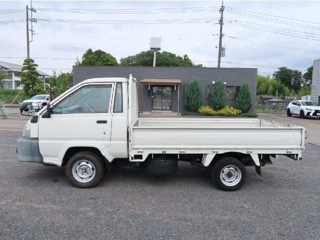 TOYOTA TOYOACE 2006 Image 31