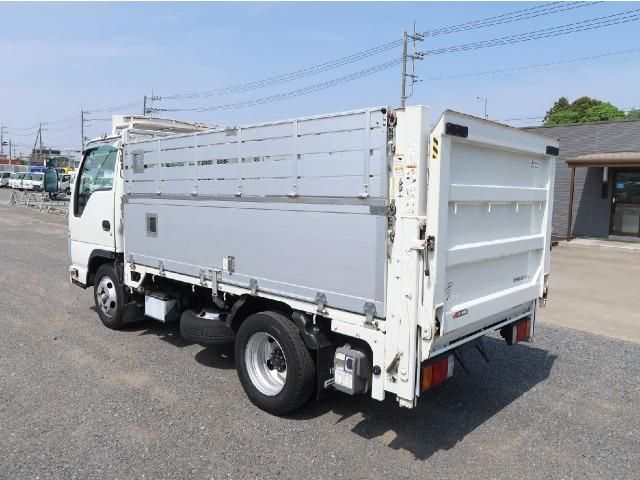 ISUZU ELF 2017 Image 31