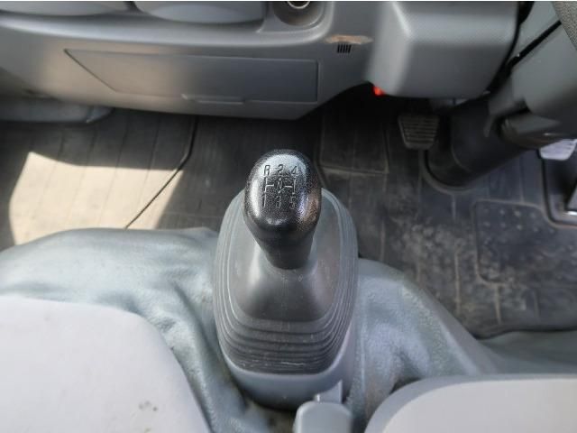 ISUZU ELF 2017 Image 31