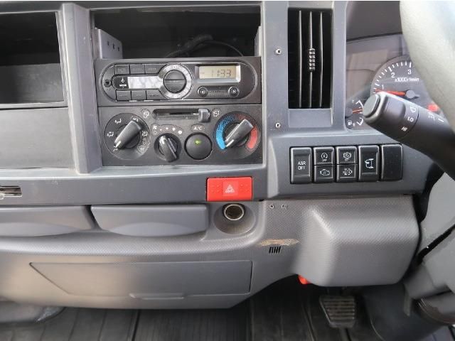 ISUZU ELF 2017 Image 31