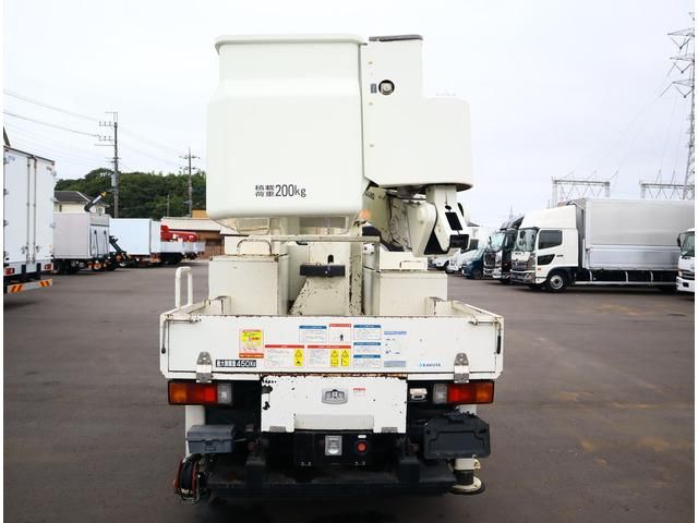 HINO DUTRO 2017 Image 31