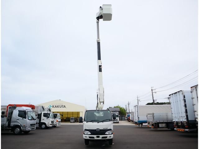 HINO DUTRO 2017 Image 31