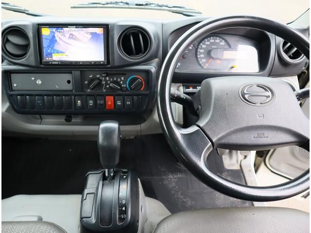 HINO DUTRO 2017 Image 31