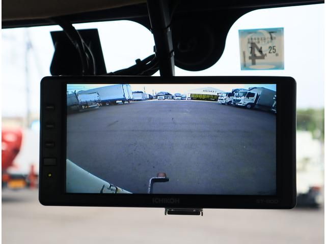 HINO DUTRO 2017 Image 31