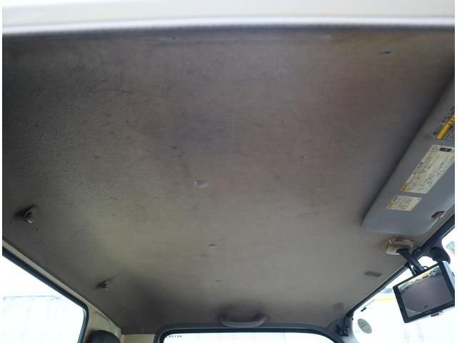 HINO DUTRO 2017 Image 31