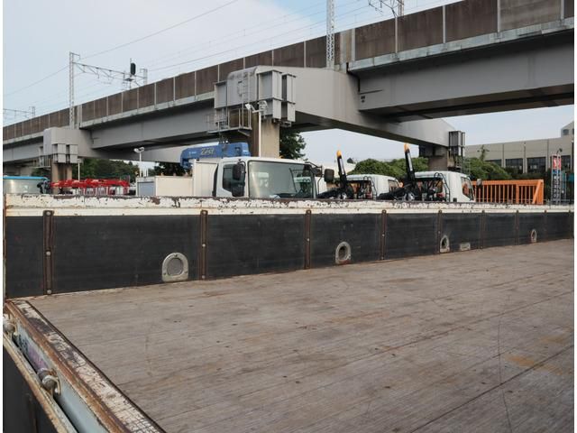 MITSUBISHI FUSOU FIGHTER 2016 Image 31