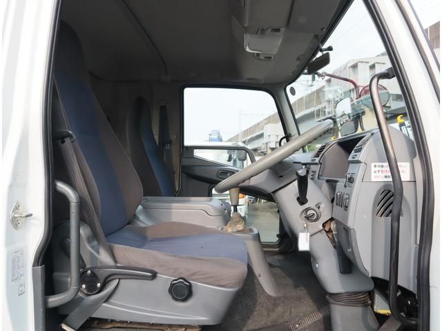 MITSUBISHI FUSOU FIGHTER 2016 Image 31