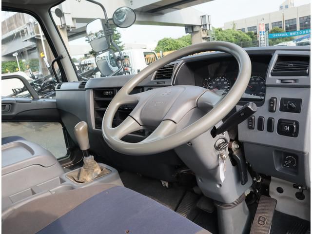 MITSUBISHI FUSOU FIGHTER 2016 Image 31