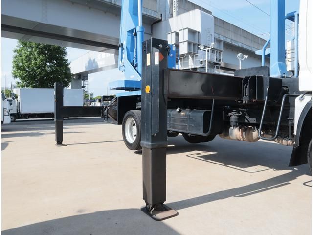 HINO DUTRO 2012 Image 31